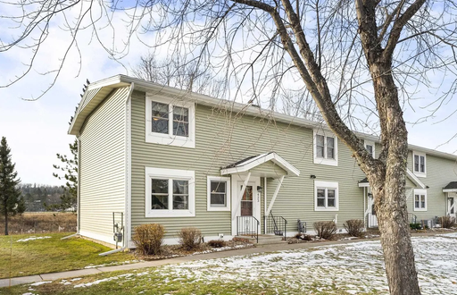 423 Kelly Circle, Duluth, MN 55811