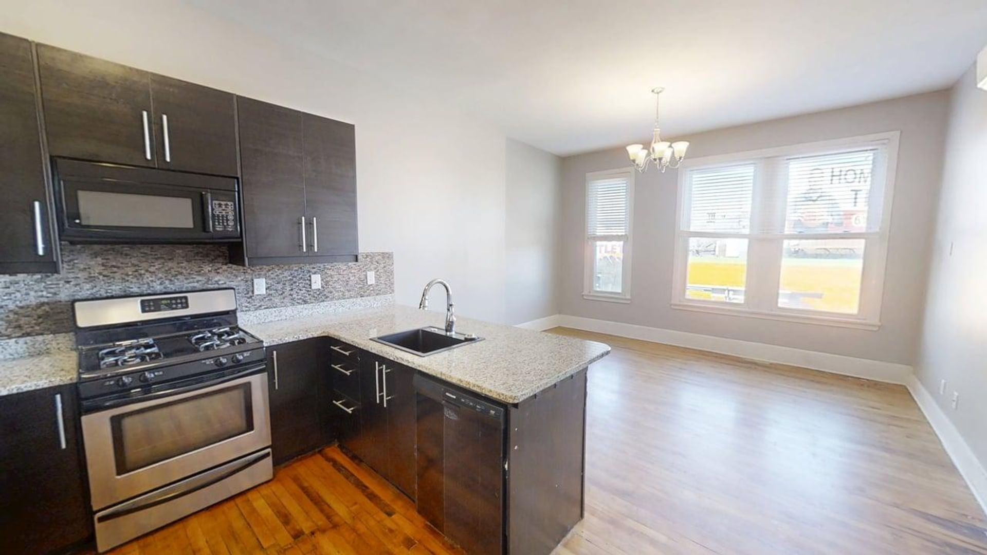 Minneapolis Apartment: 701 W Lake St