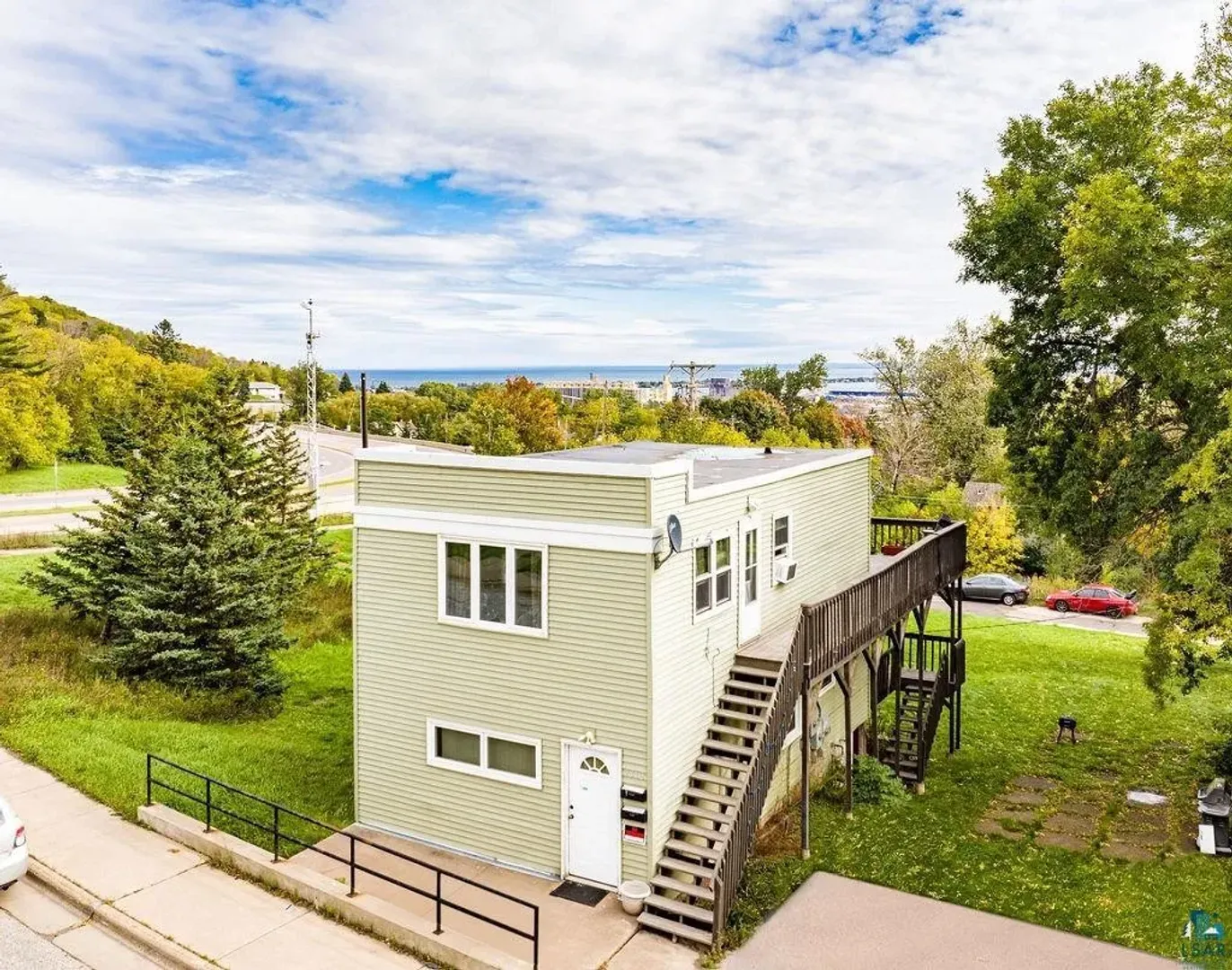 Duluth Apartment: 2312 W 10th St