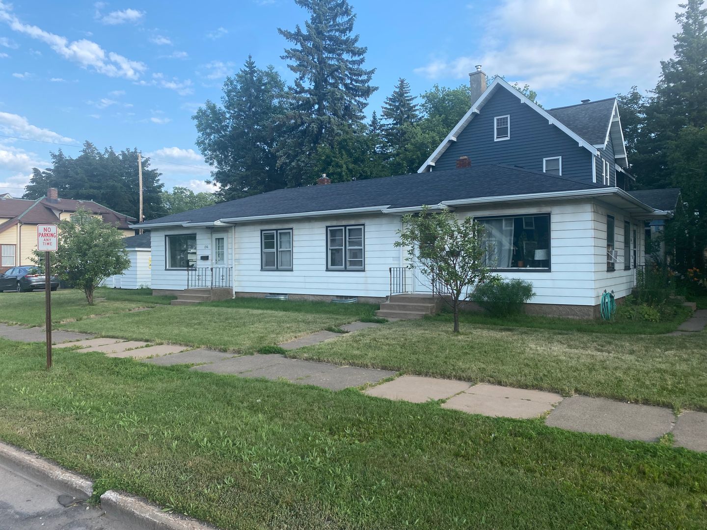 Superior Apartment: 1316-18 N 21st St