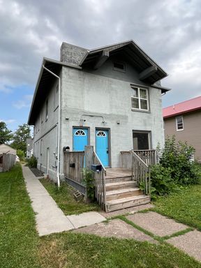 1070 86th Ave W, Duluth, MN 55808