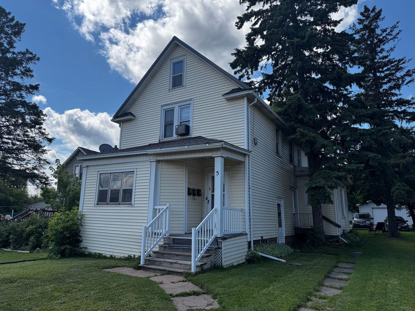 Duluth Apartment: 5 S 63rd Ave W