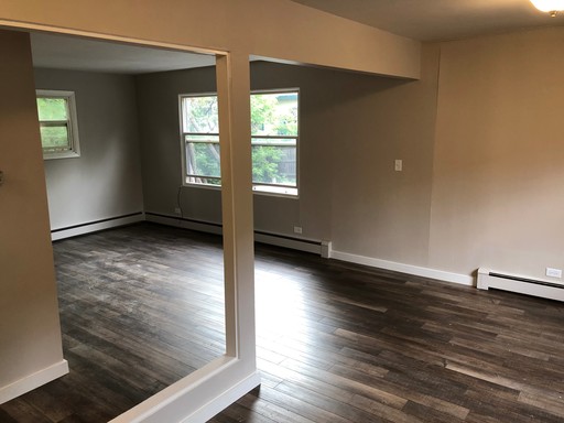 Listing photo thumbnail
