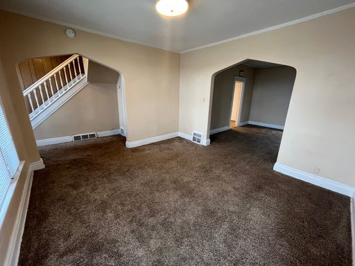 Listing photo thumbnail