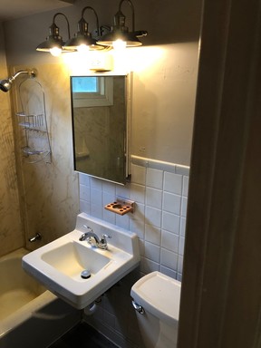 Listing photo thumbnail