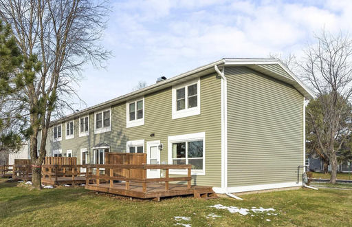Listing photo thumbnail