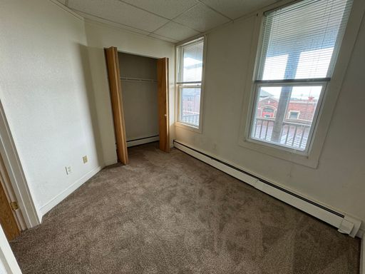 Listing photo thumbnail