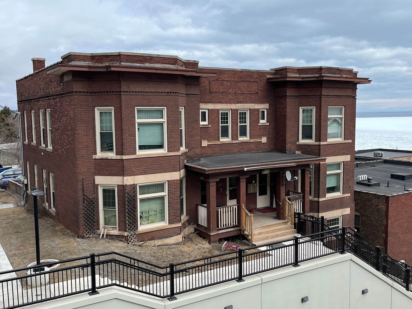 Duluth Apartment: 110-114 N 6th Ave E
