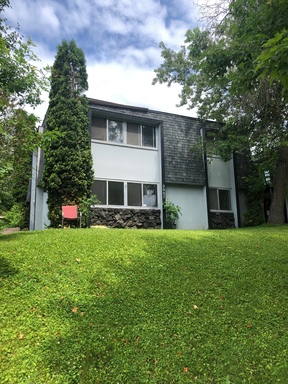 2007 Jefferson St, Lower, Duluth, MN 55812