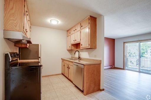 Listing photo thumbnail