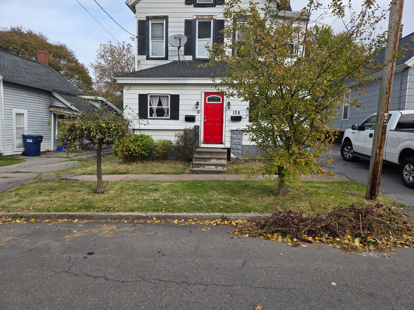 Syracuse Apartment: 128 Dale St