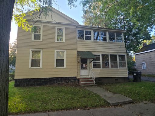 2 Bedroom Apartment at 610 Turtle St – photo 1