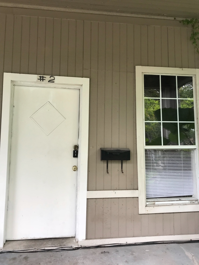 Houston Apartment: 5303 Jefferson