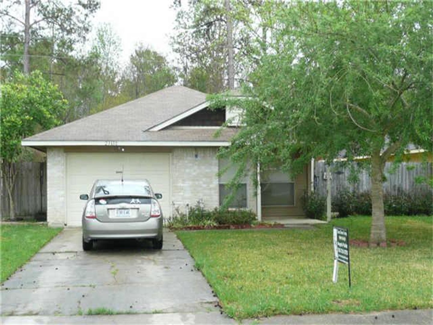 Spring House: 23618 Pebworth Place