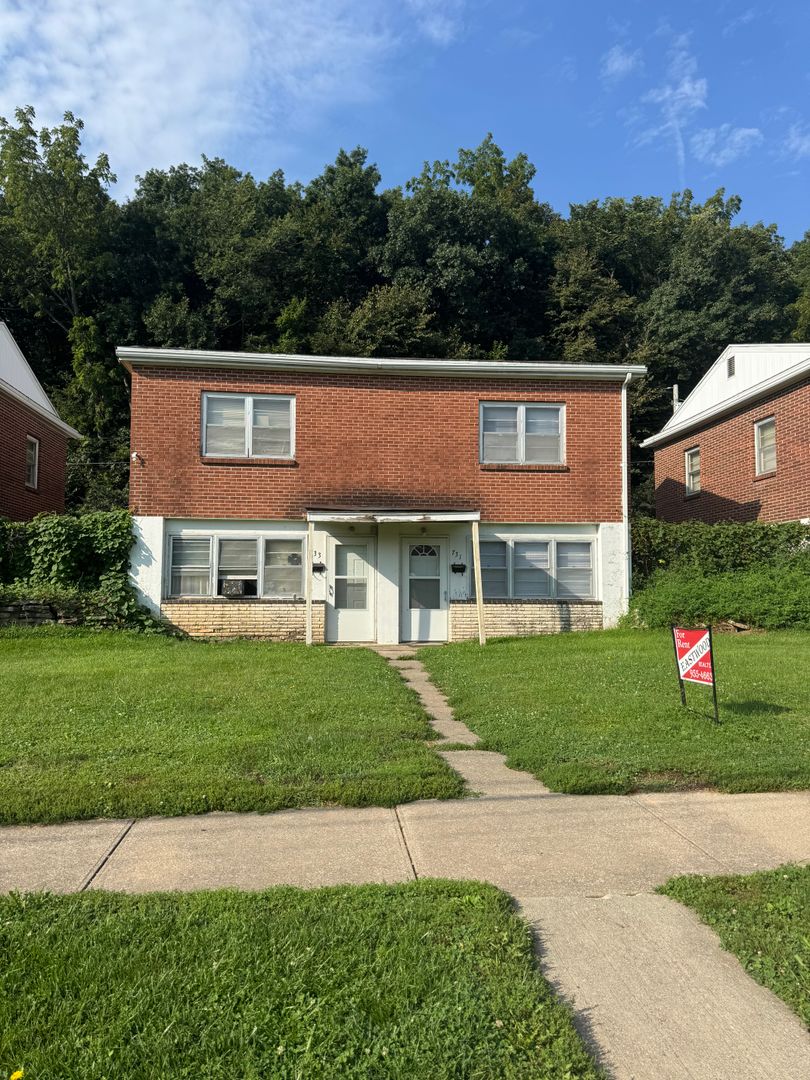 Fort Dodge House: 731 Ave C