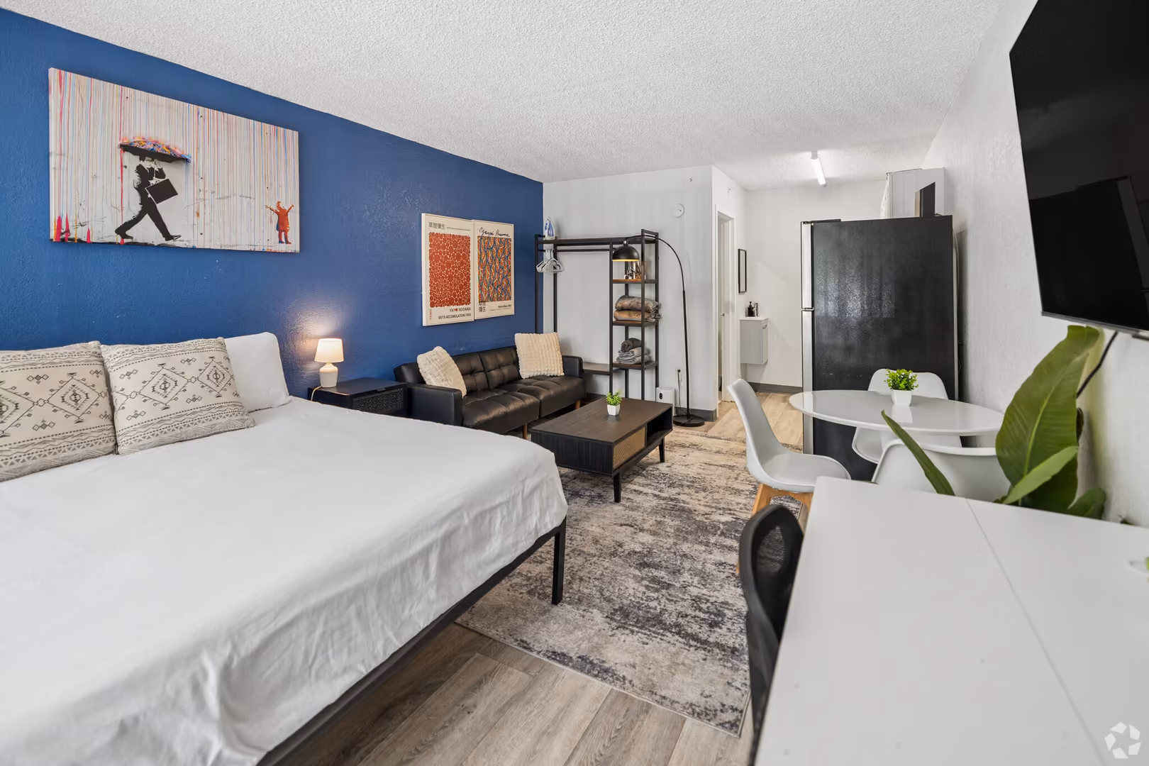 Jacksonville Apartment: 1057 Broward Rd.
