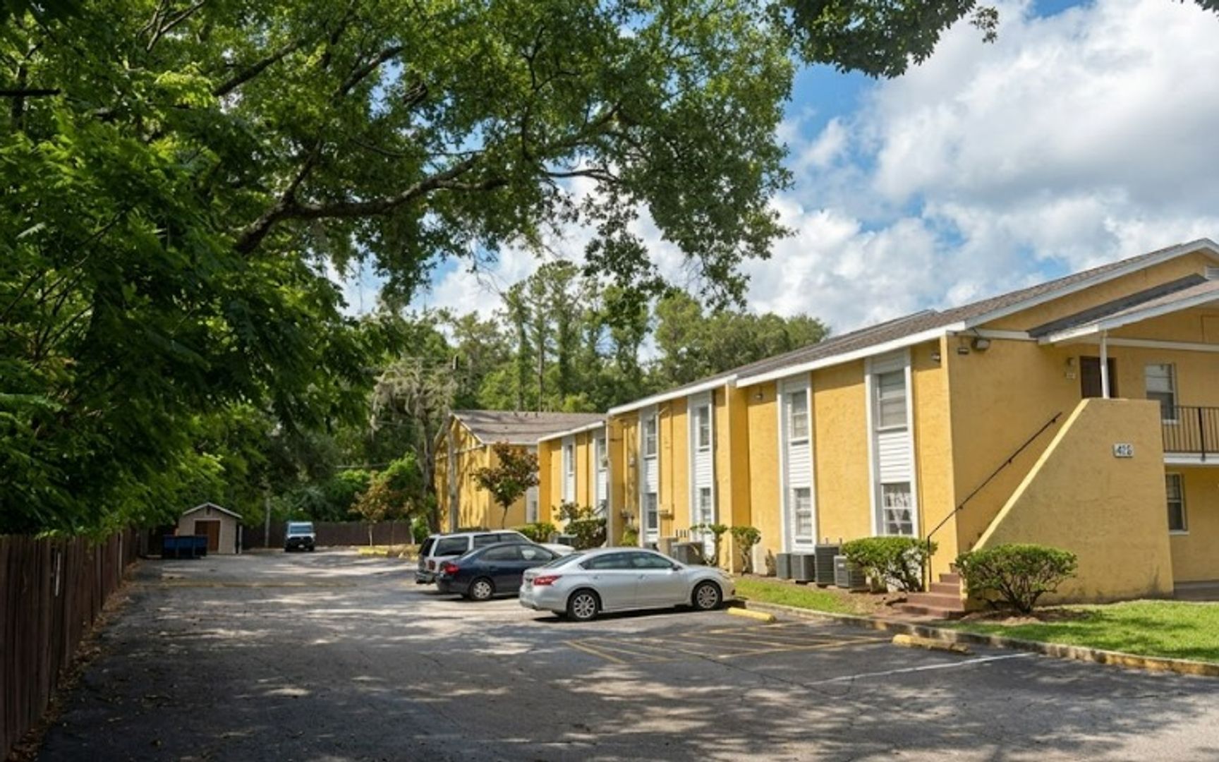 Jacksonville Apartment: 2401 Jammes Road