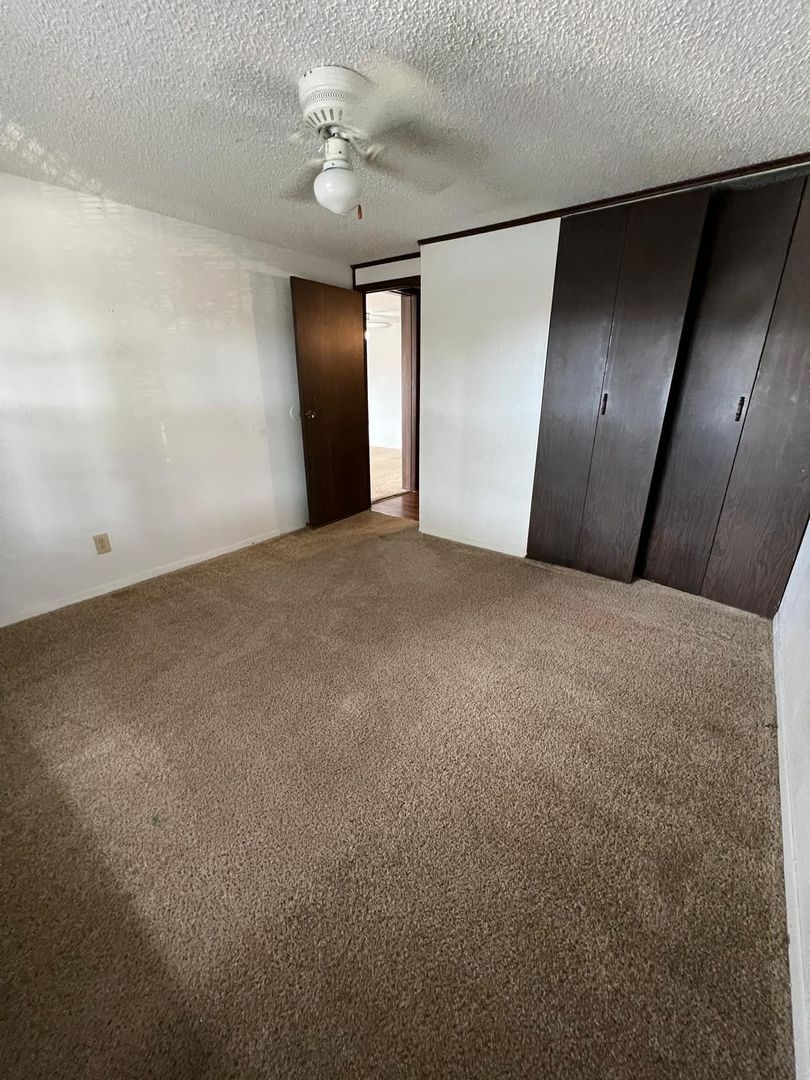 Belleview Apartment: 10431 SE 49th Ct