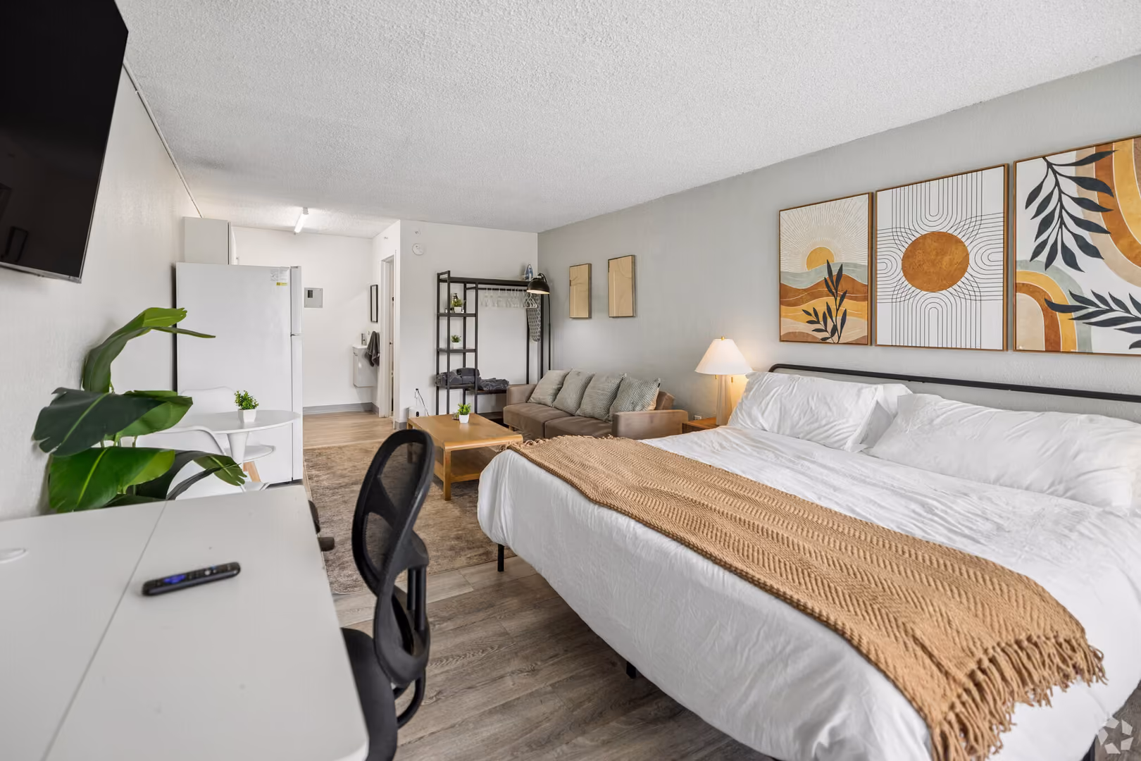 Jacksonville Apartment: 1057 Broward Rd.