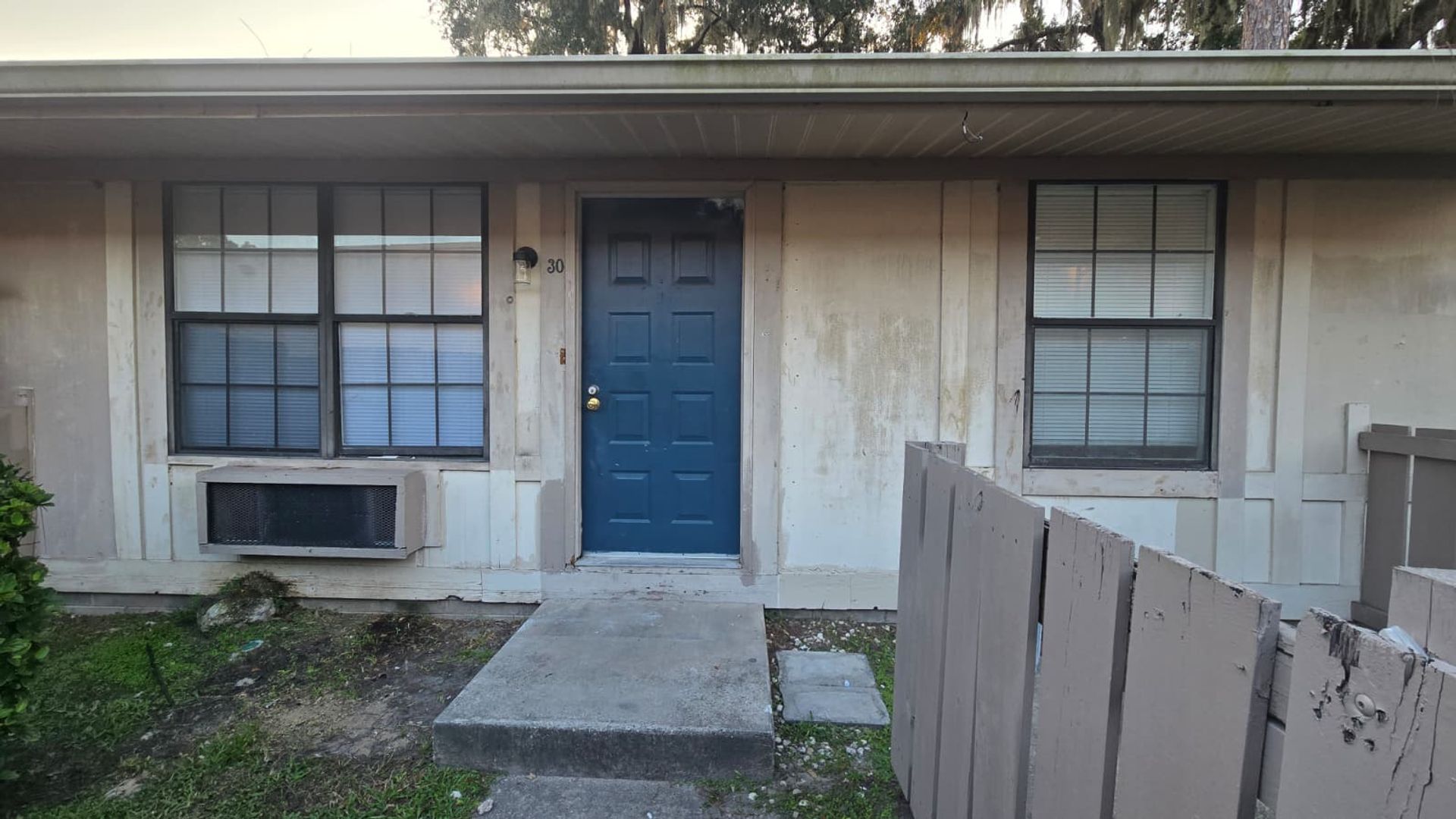 Belleview Apartment: 10431 SE 49th Ct
