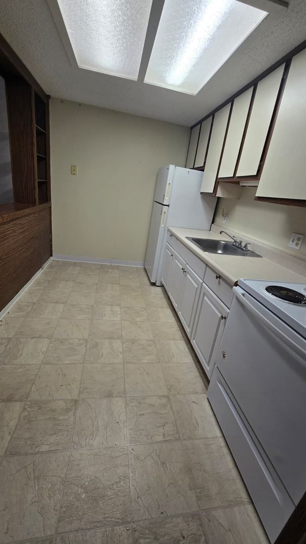 Ocala Apartment: 1200 NE 30th Ave