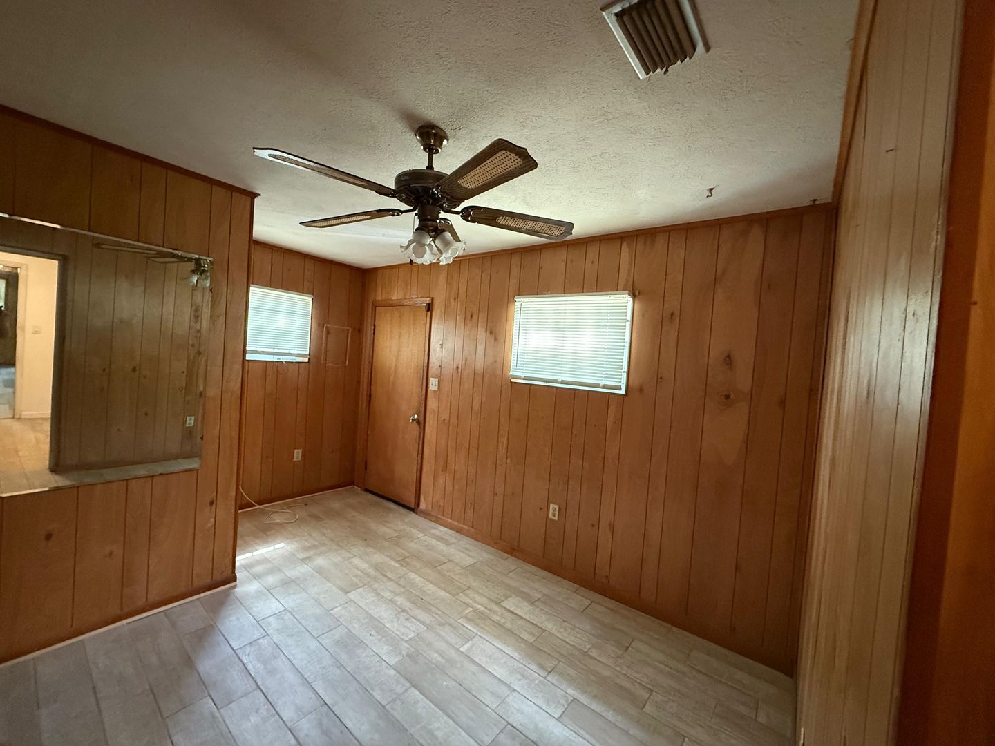 Jacksonville House: 1626 W 26th St