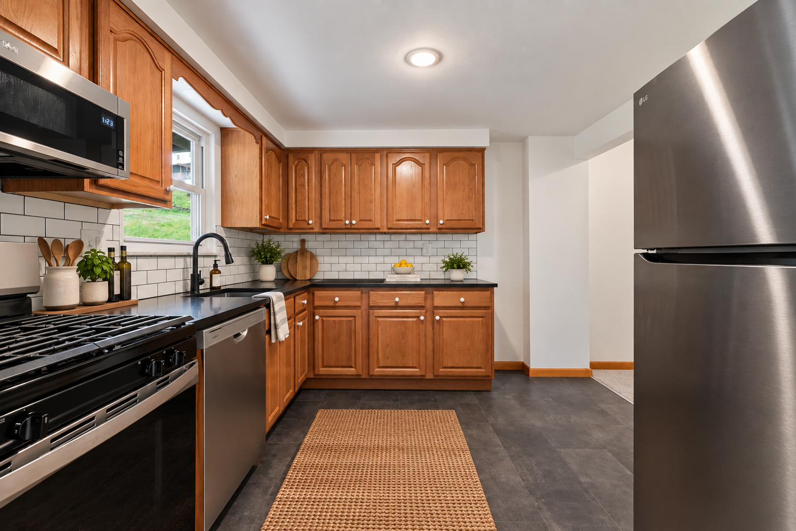 West Mifflin House: 1105 Anna Avenue