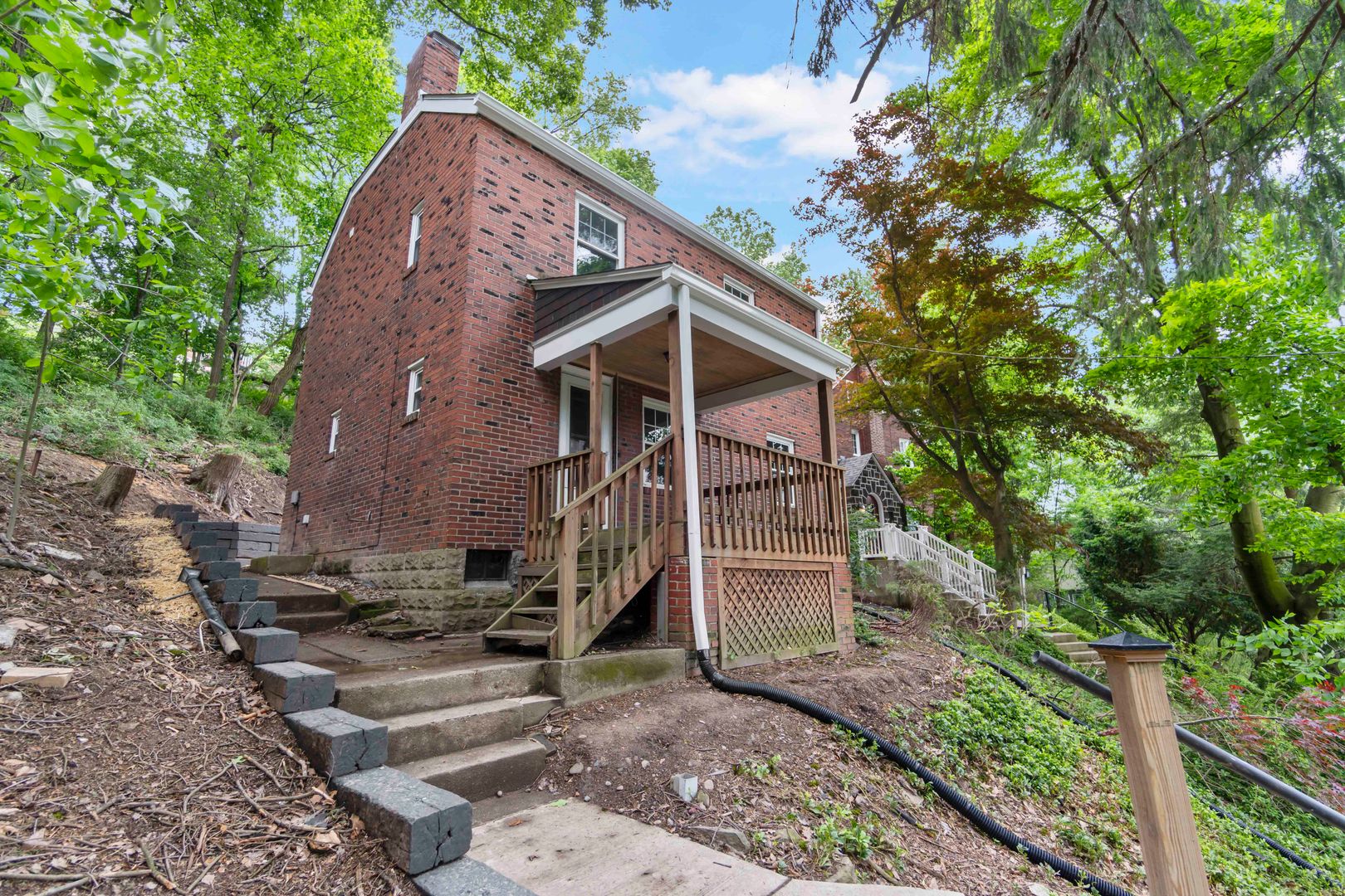Pittsburgh House: 6 Wilkins Road