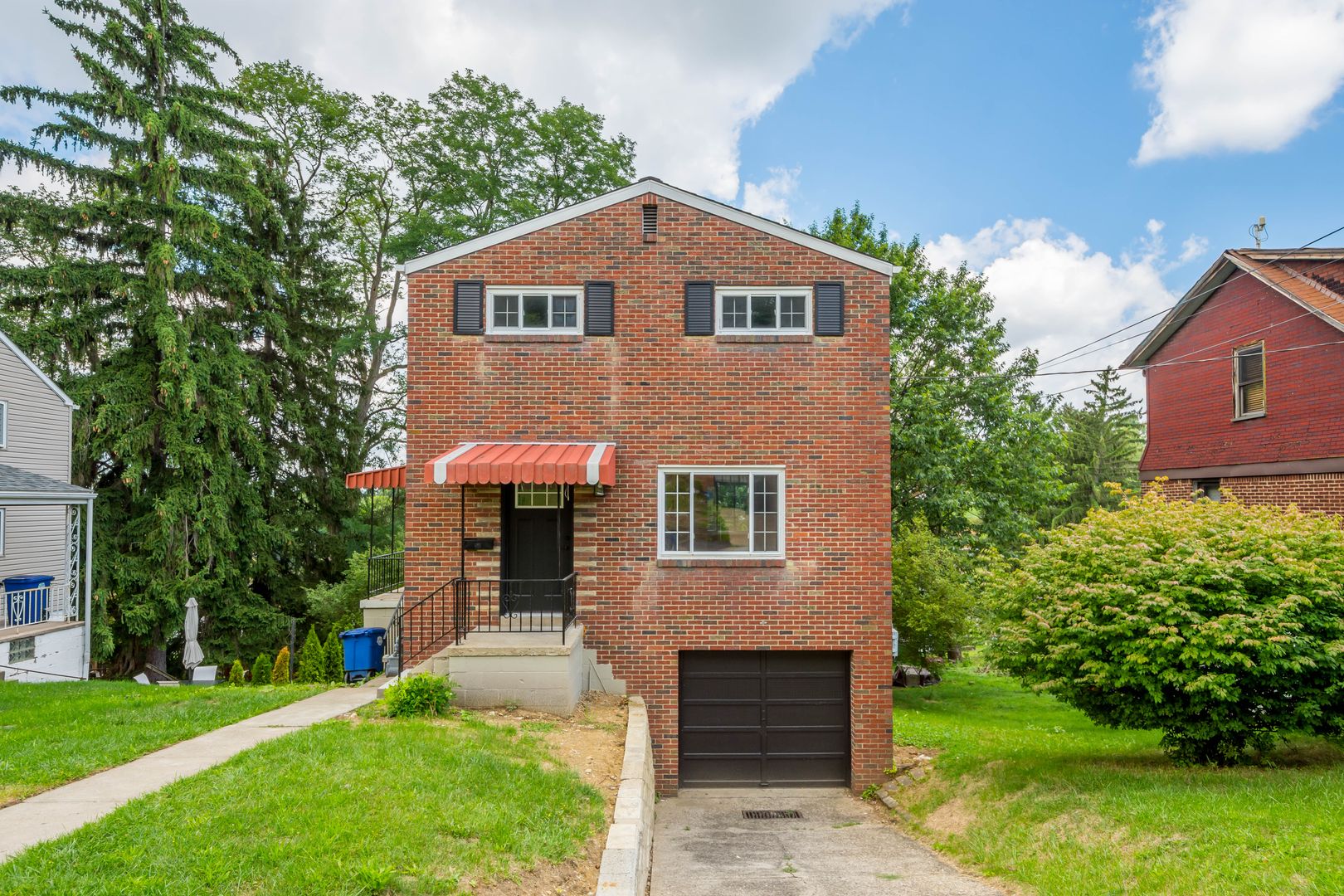 Pittsburgh House: 641 Brinwood Avenue