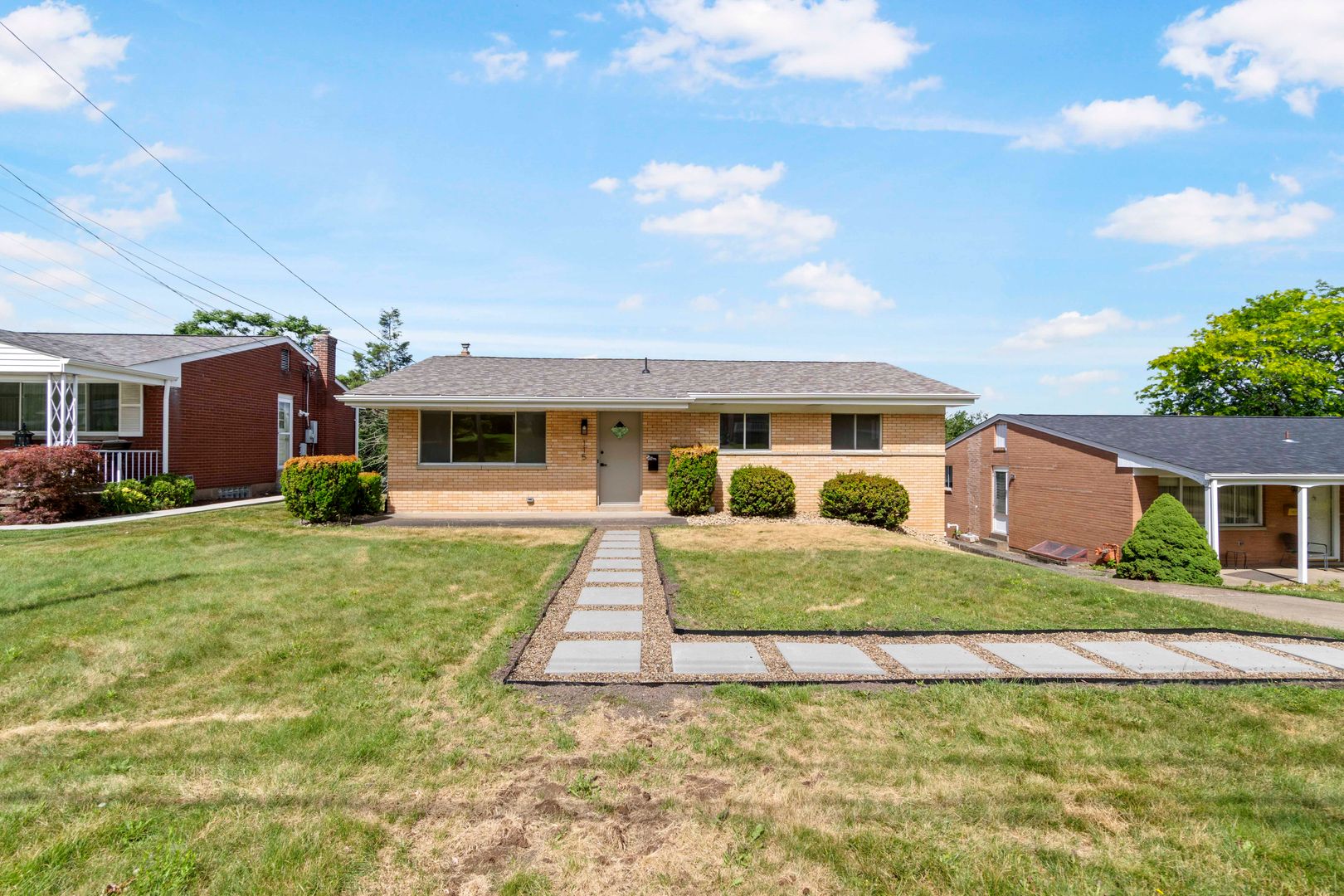 Pittsburgh House: 115 Green Glen Drive