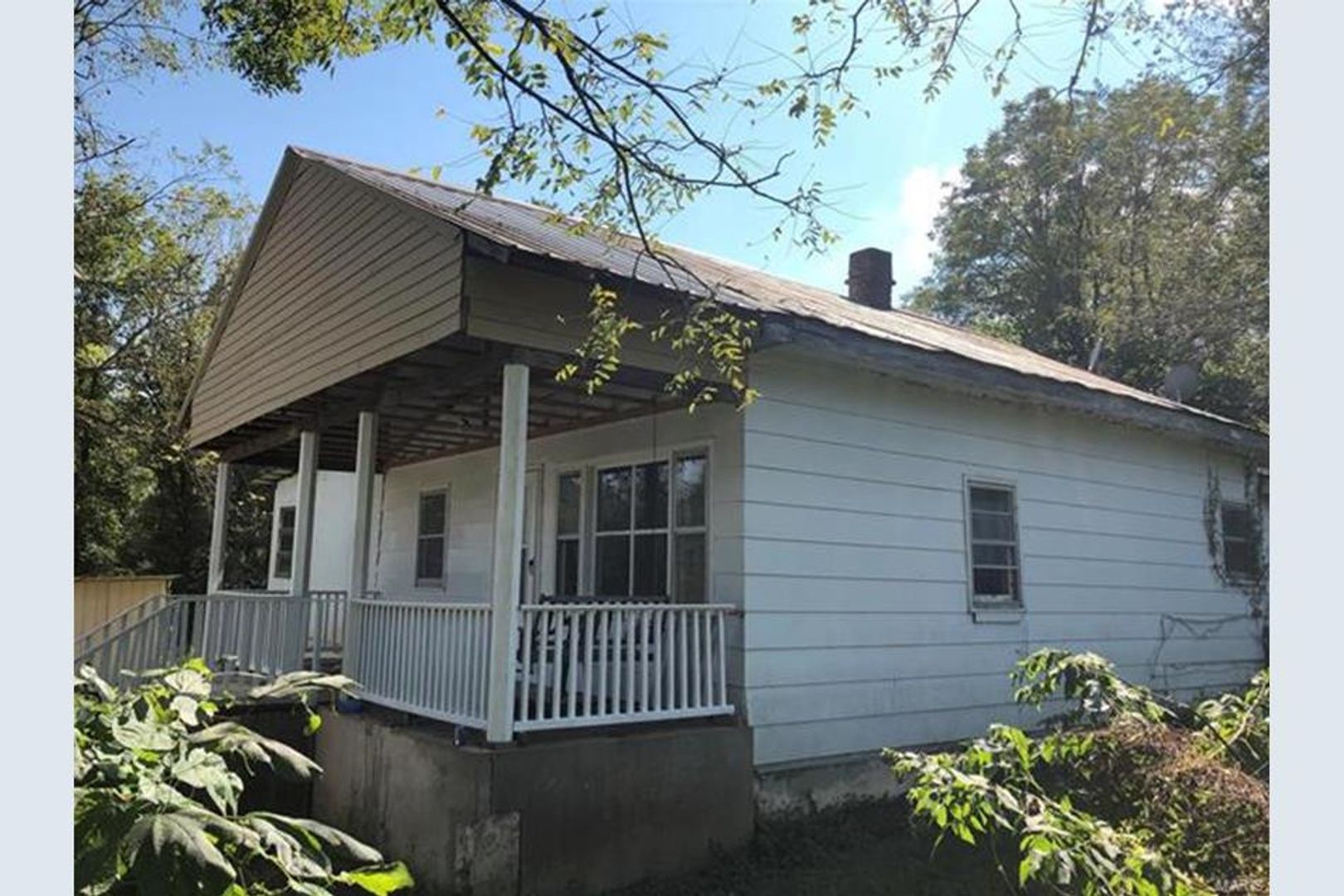 Des Arc House: 1184. N. Front St.