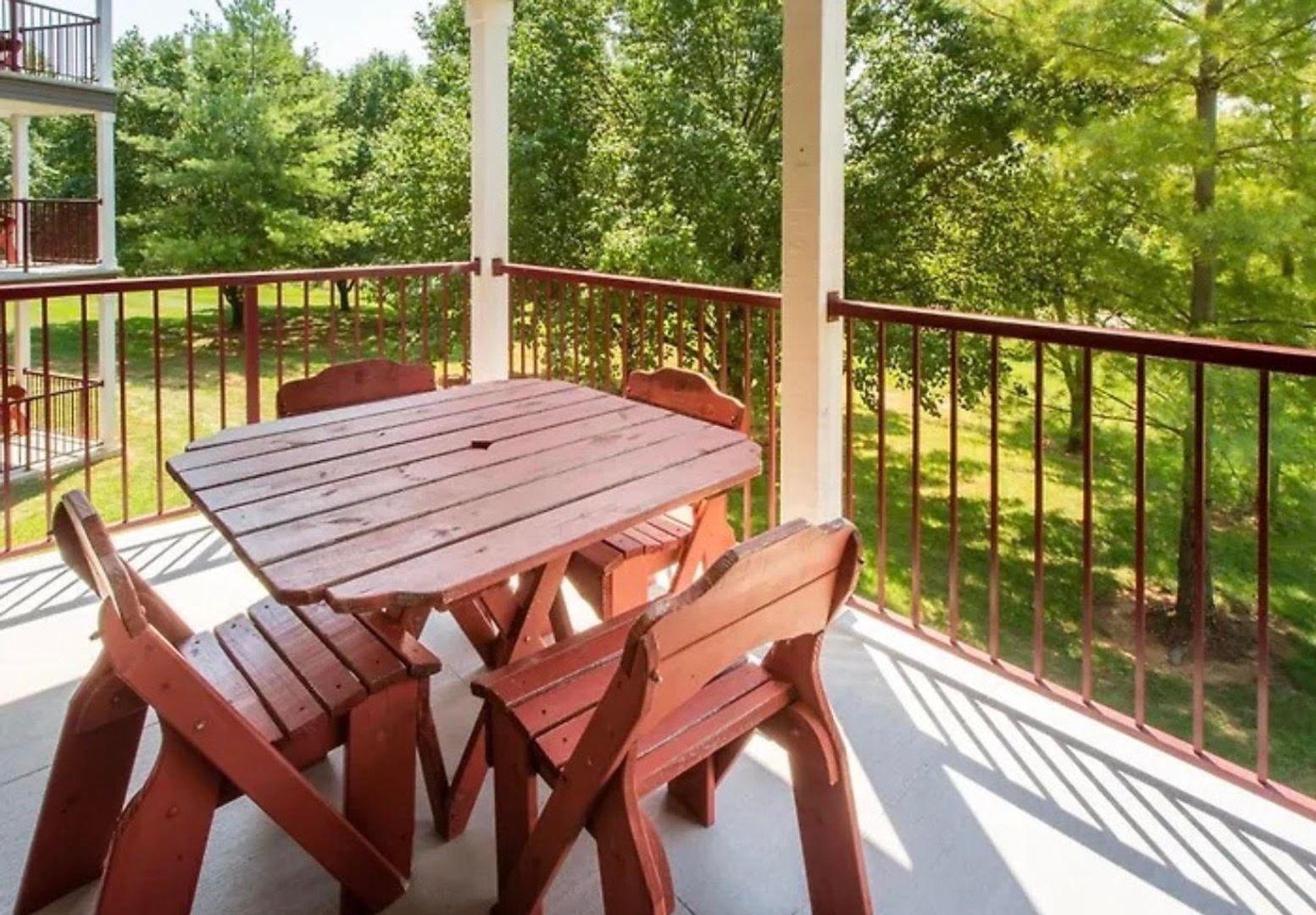 Festus - 2 bed, 2 bath Condo with in-unit Washer & Dryer + Resort Style Amenities - $1300 per Month / $1300 Security Deposit 7 of 12