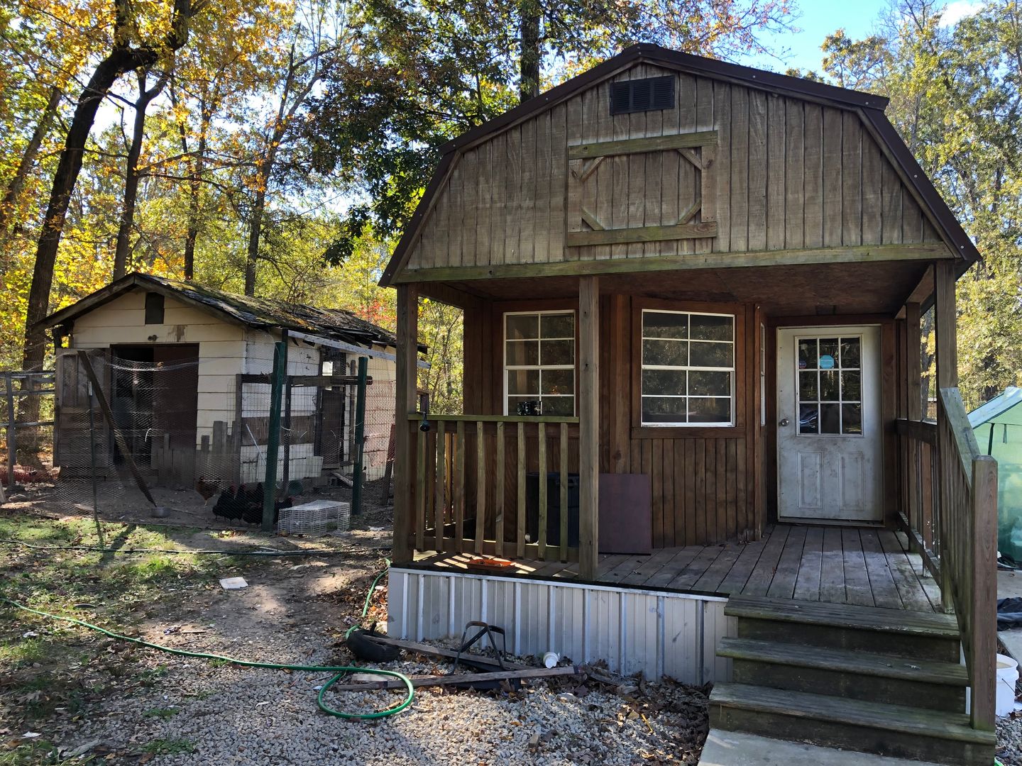 Bismarck House: 959-B W Lakeshore Dr