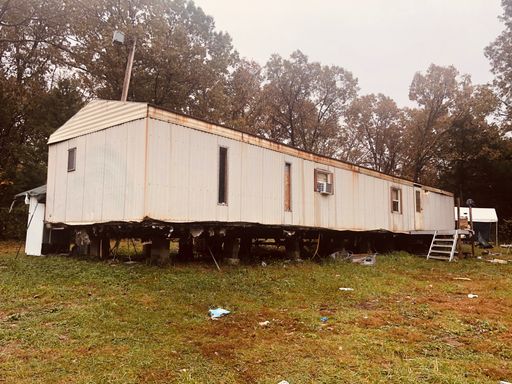 CADET - 1.28 + acres with mobile home - $596 MONTH / $999 DOWN