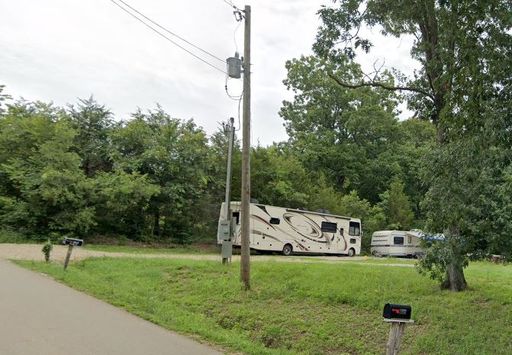 VALLE MINES - RV Pad with electric, trash, water & sewer included (not in an RV park!) - $400 Monthly / $150 refundable Deposit