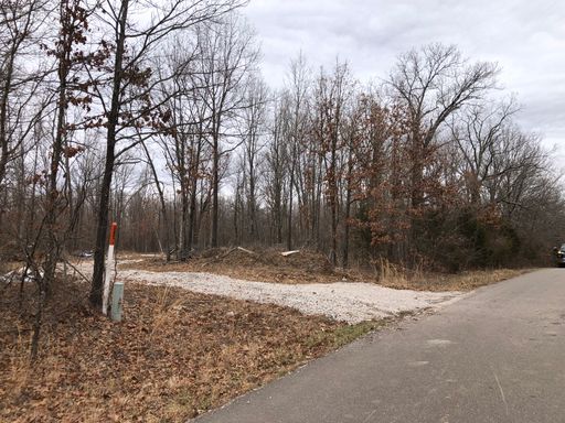 MINERAL POINT, OVER 3 acres 12606 Pond Creek Rd