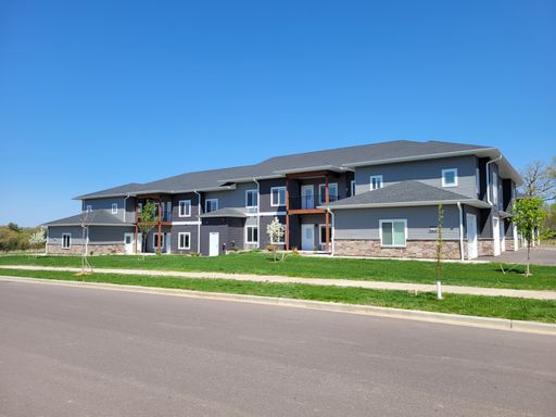 Brand New 2 Bedroom, 2 Bathroom Townhome with Attached Garage – Menomonie, WI ✨Get 50% off your first TWO full months of rent!! (Valid until 9/30/26) – photo 1