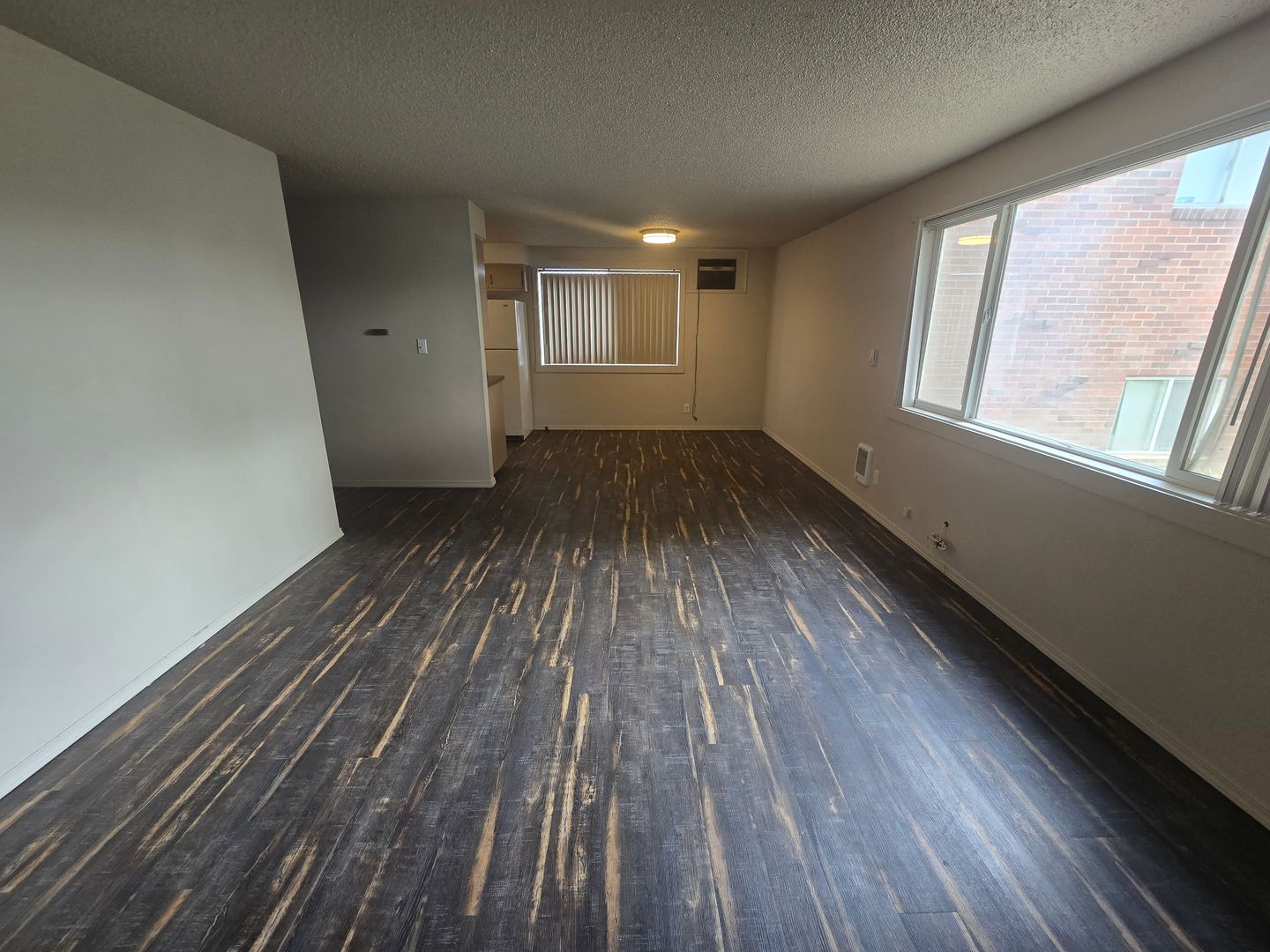 Quincy Apartment: 319 H ST SE