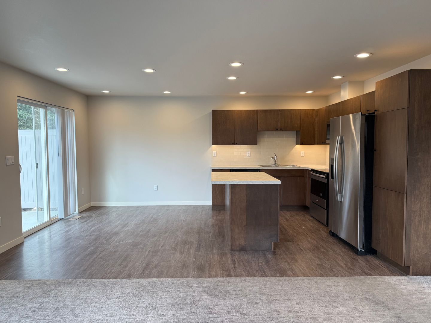 Yakima Multiplex: 7415 Saddlebrook Loop