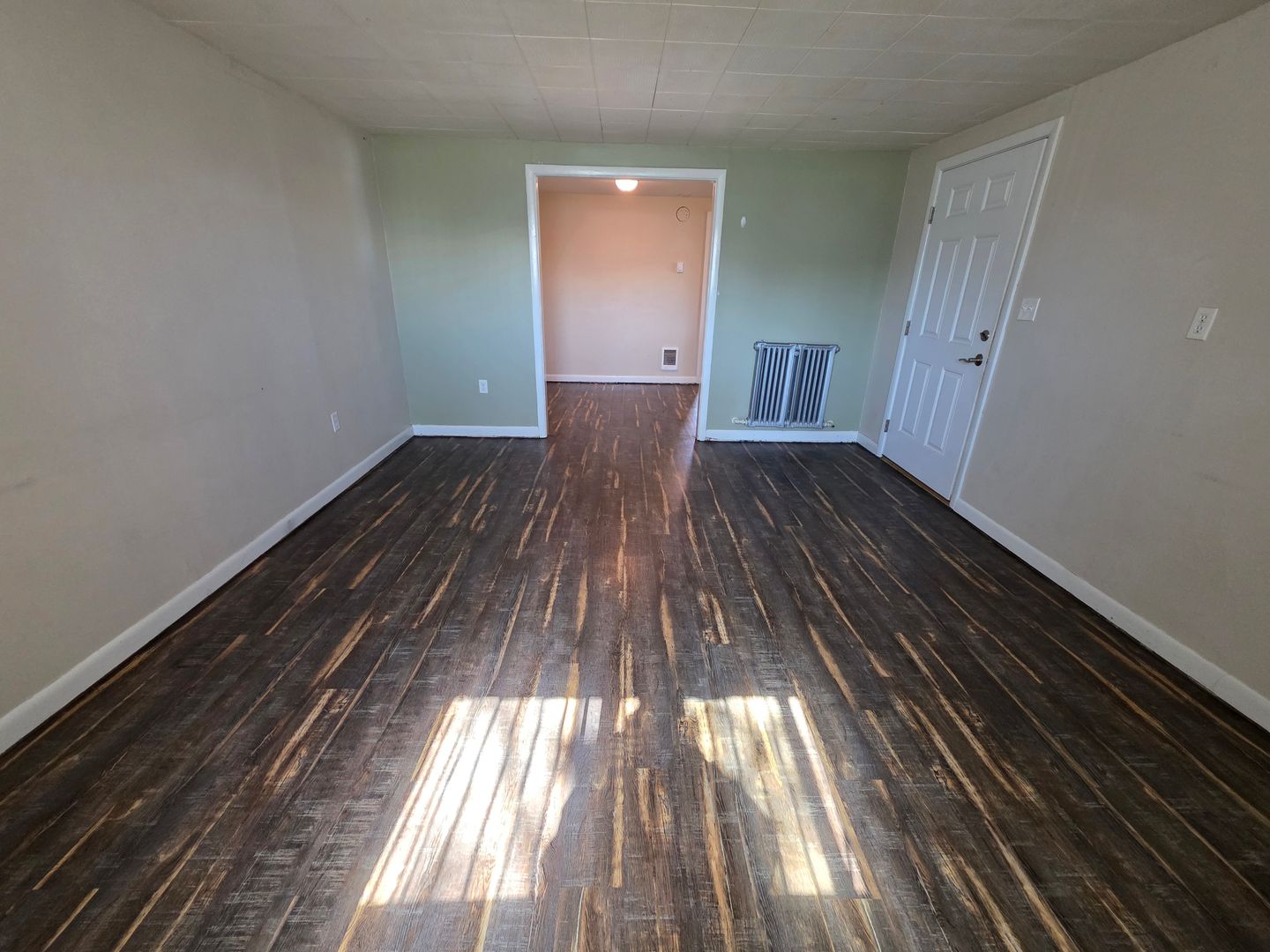 Quincy Apartment: 319 H ST SE