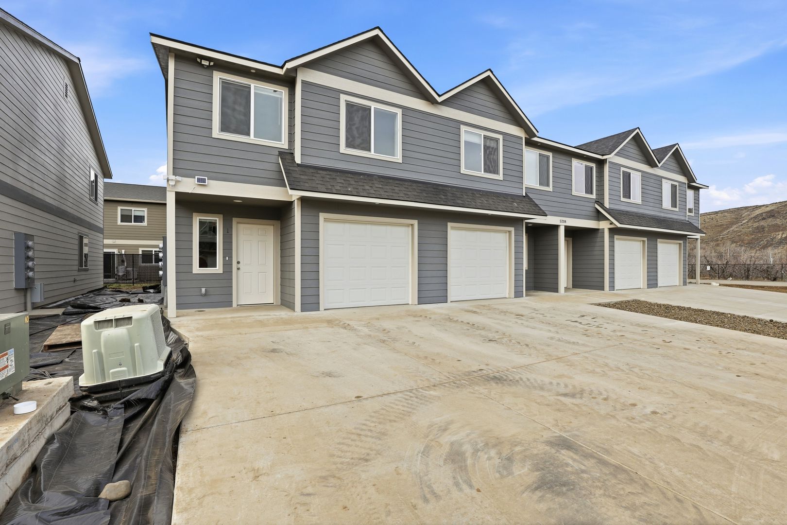Yakima Apartment: 5200 Jazz St.