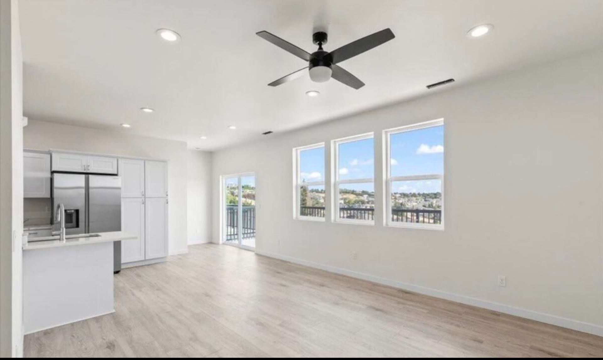 80th Ave Duplex 7 of 12