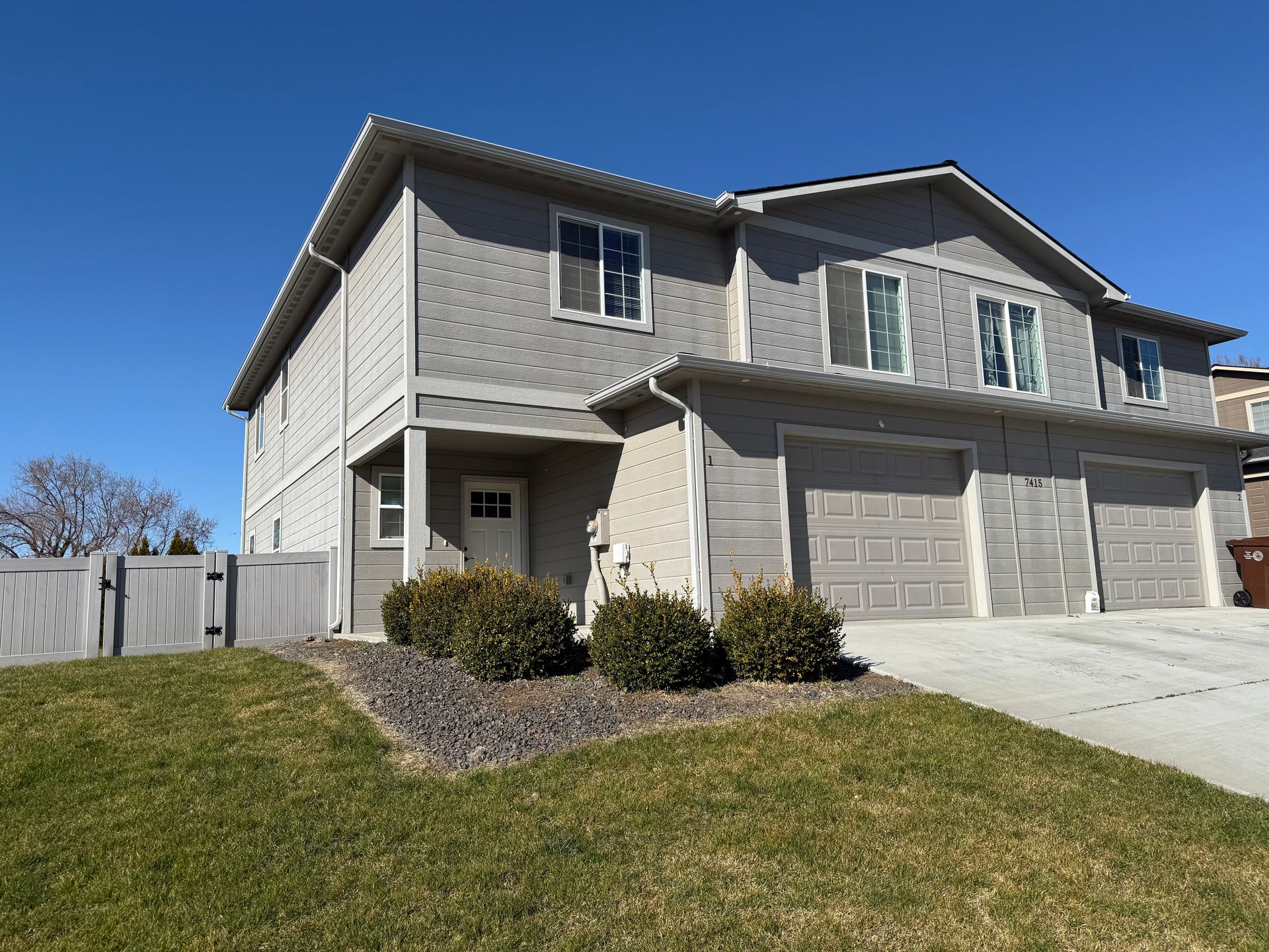 Yakima Townhome: 7419 Saddlebrook Loop Unit 2