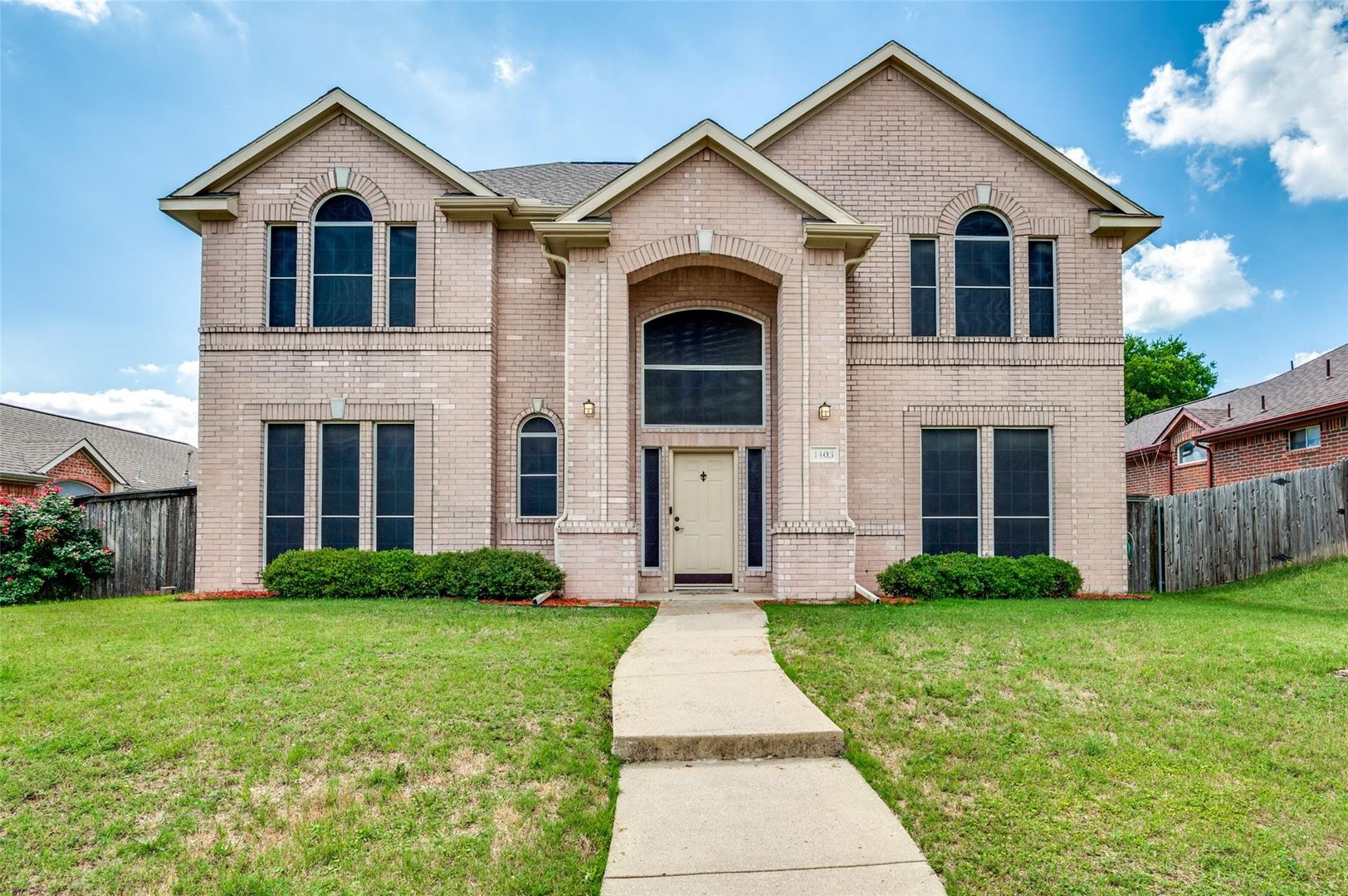 Cedar Hill House: 1403 Bosher Dr
