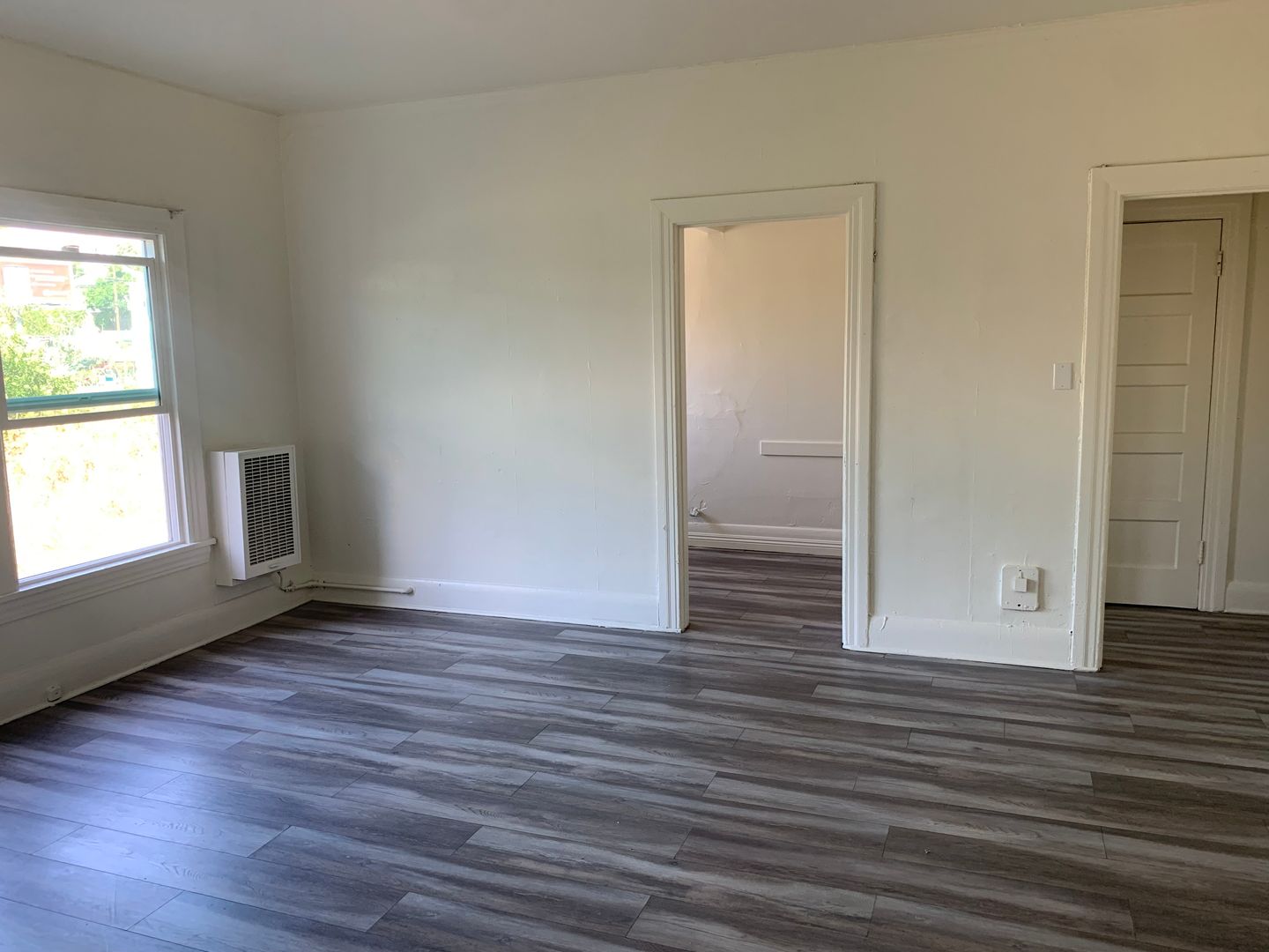 Los Angeles Apartment: 345 S. Rampart Blvd.