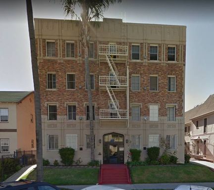 Vintage Studio in Miracle Mile – photo 1