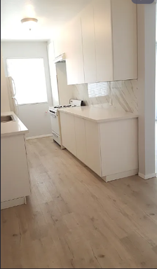 Prime West Hollywood location- Short walk to Whole Foods Market, Starbucks, Laurel Hardware, Lee Strasberg theater and film school, Brick Cross Fitness, US Post Office, Yoga Works, Amazing restaurants, shopping and more. – photo 1