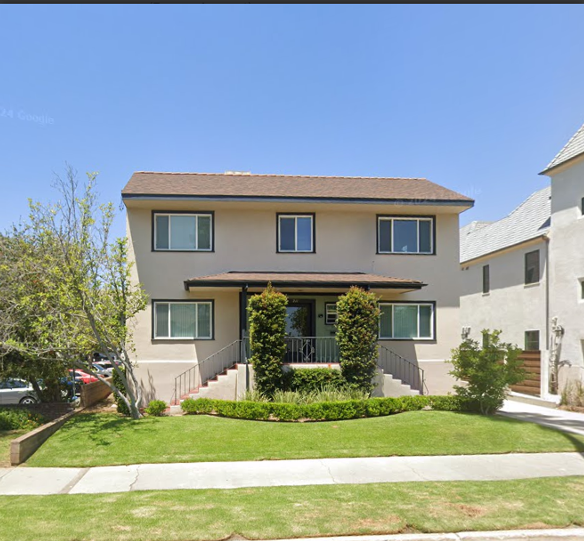 Pasadena Apartment: 211 S. El Molino Ave