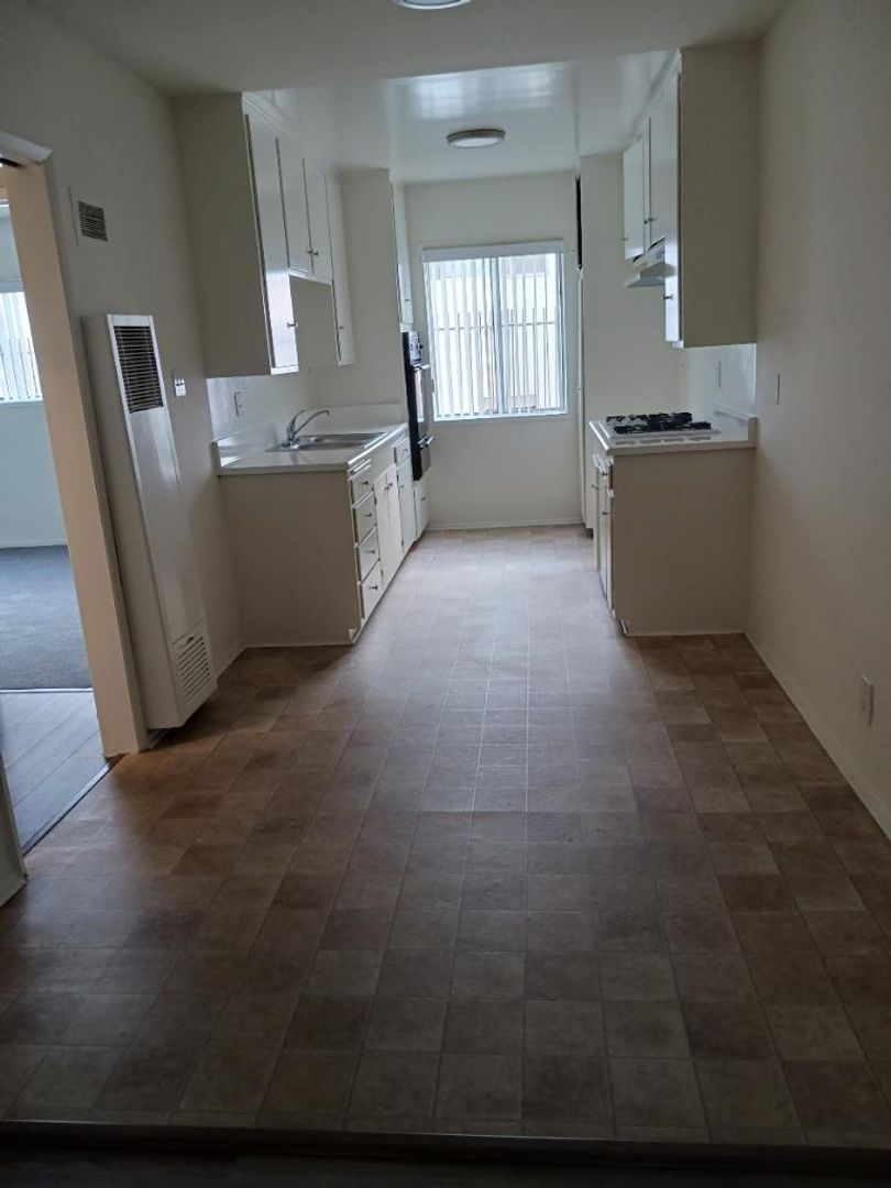 Torrance Apartment: 3444 Emerald St.