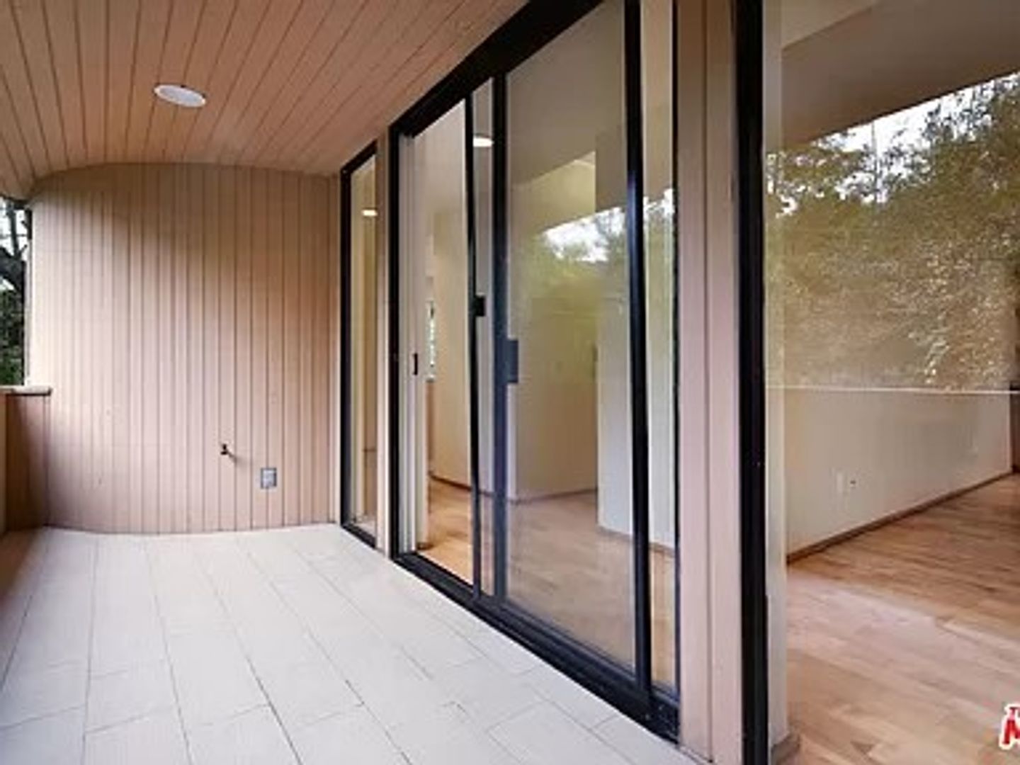 Beverly Hills House: 10045 Reevesbury Drive